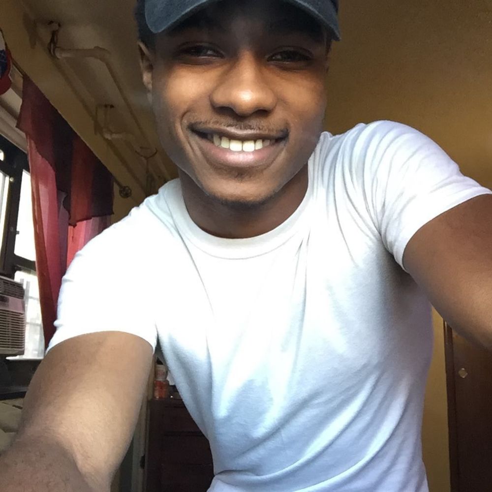 Meet your Posher, Troy